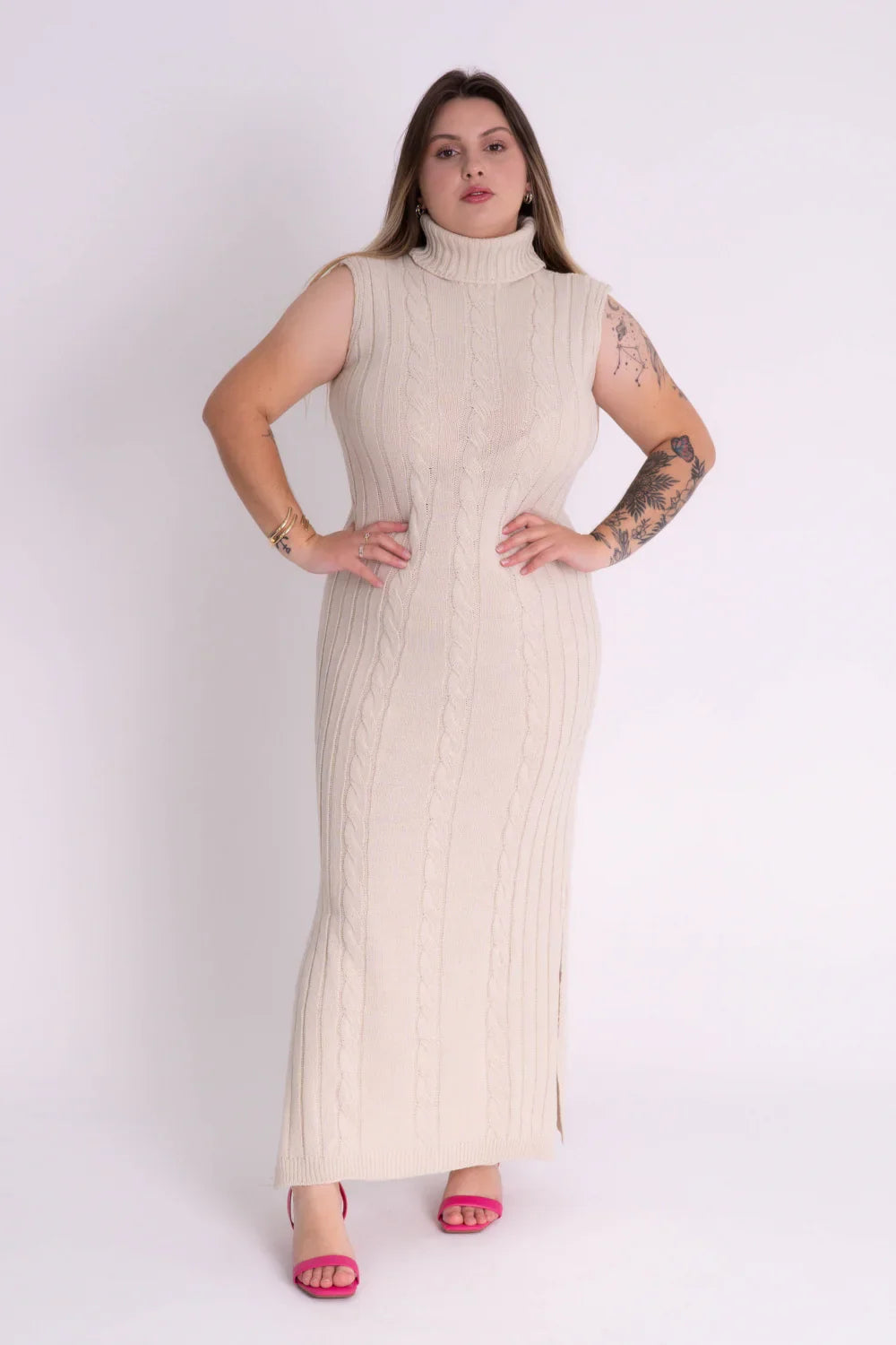 Vestido de Tricot Longo Sem Mangas com Gola Alta