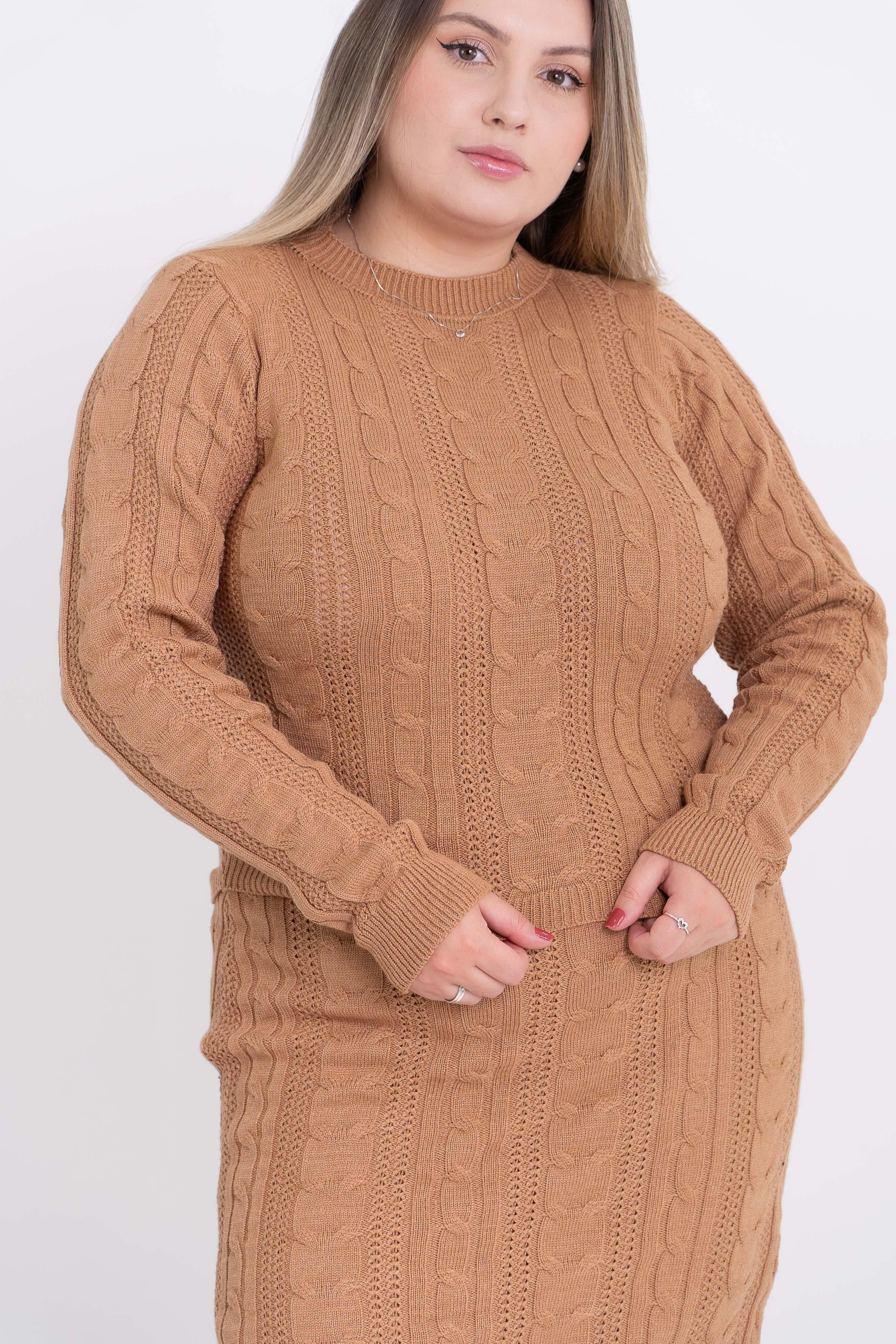 Conjunto Blusa com Saia Trançado