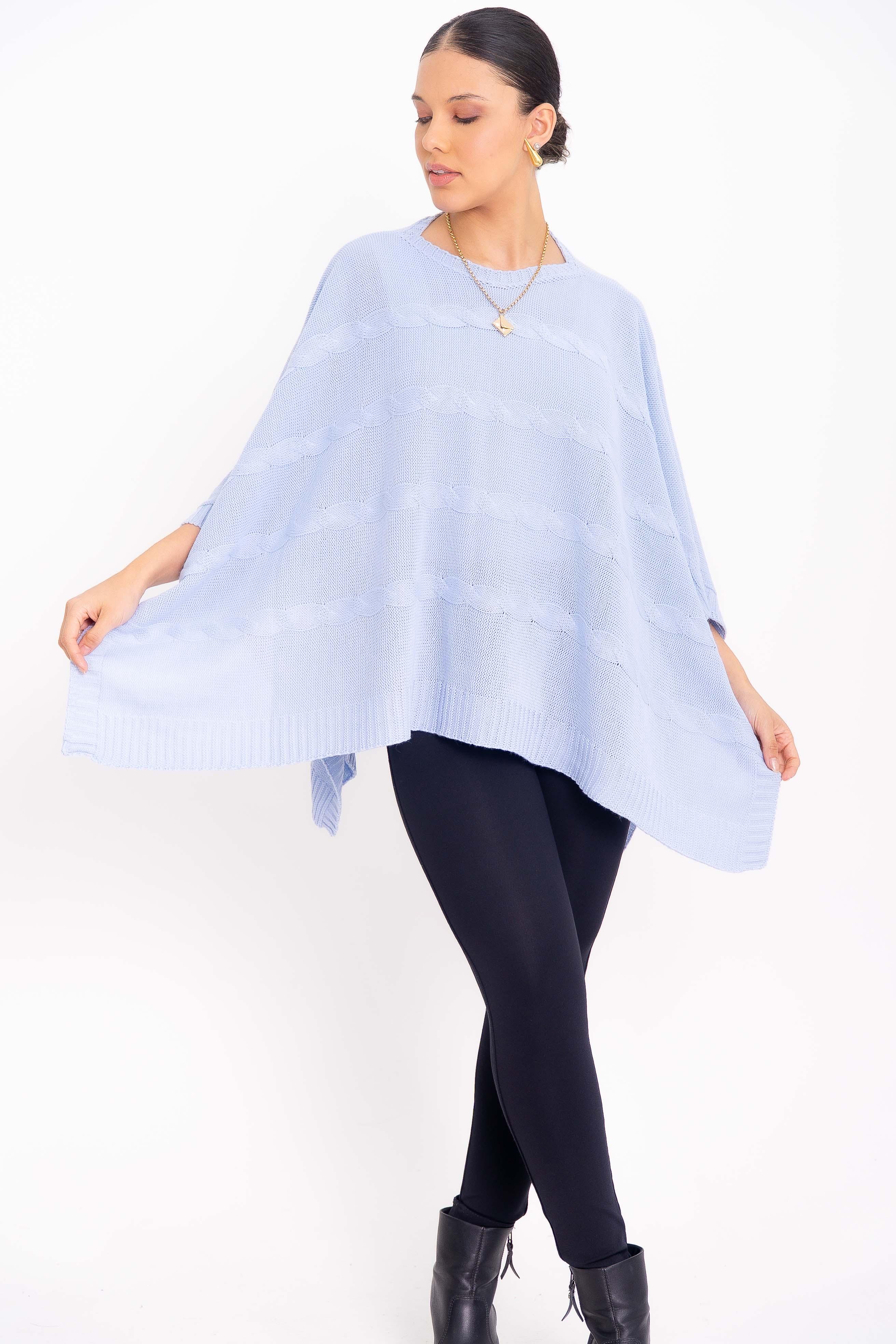 Poncho Quadrado com Trança Horizontal