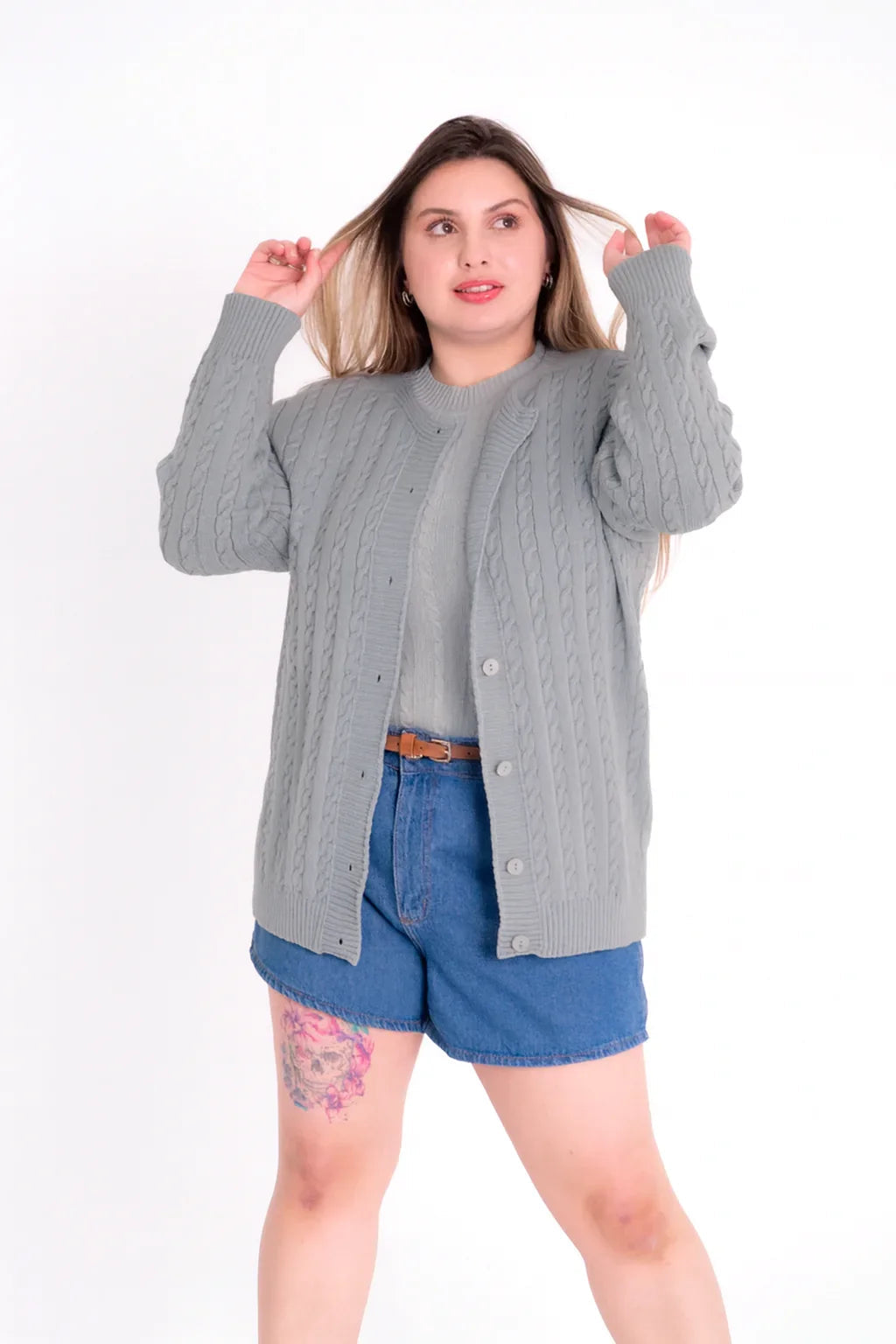 Casaco de Tricot Feminino com Botões Plus Size