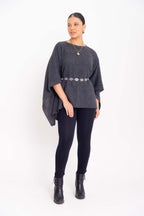 Poncho Quadrado com Trança Horizontal