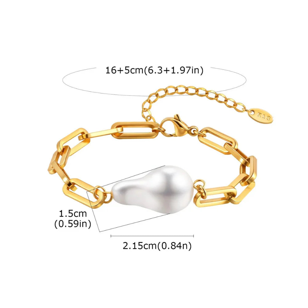 Elegante Pulseira de Pérolas com Corrente Banhada a Ouro 18K