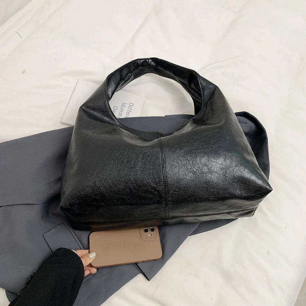 Bolsa Hobo de Couro Plutônio Elegante para Mulheres