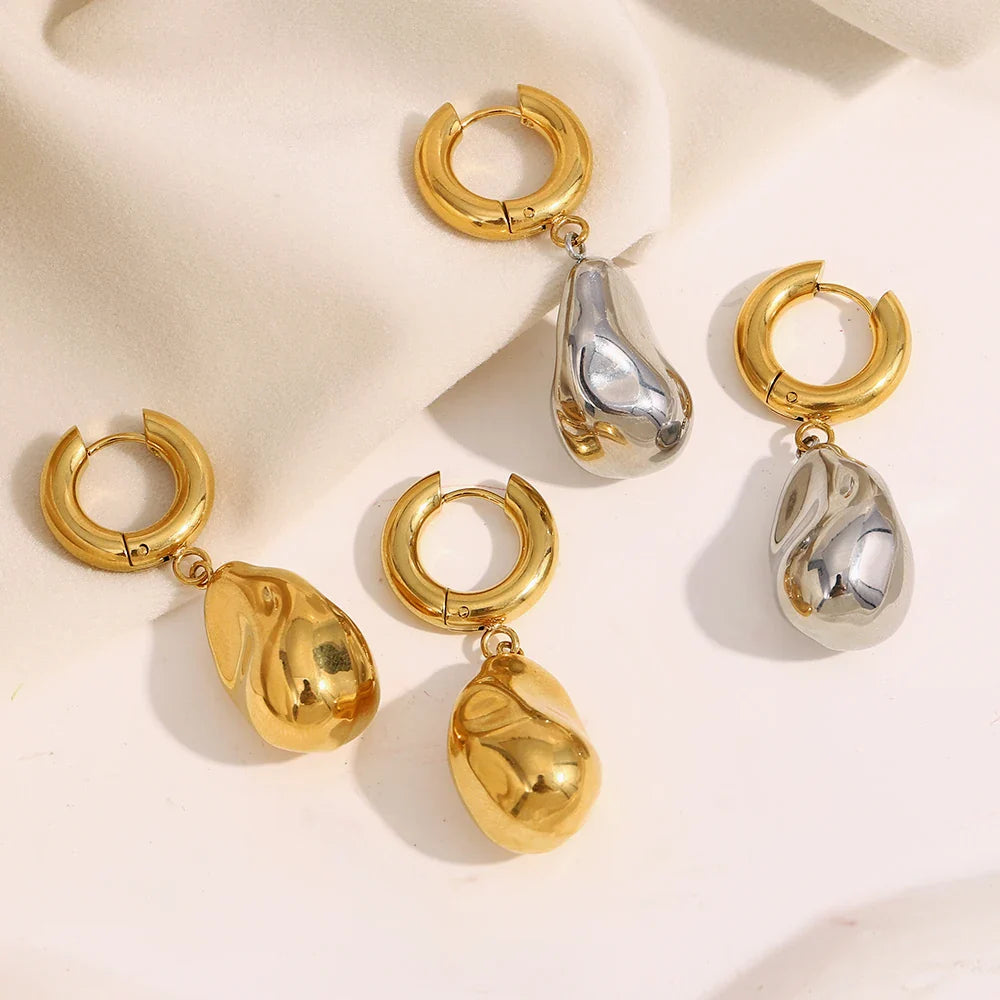 Brinco Argola Luxo com Pingente Duplo Banhado a Ouro 18K