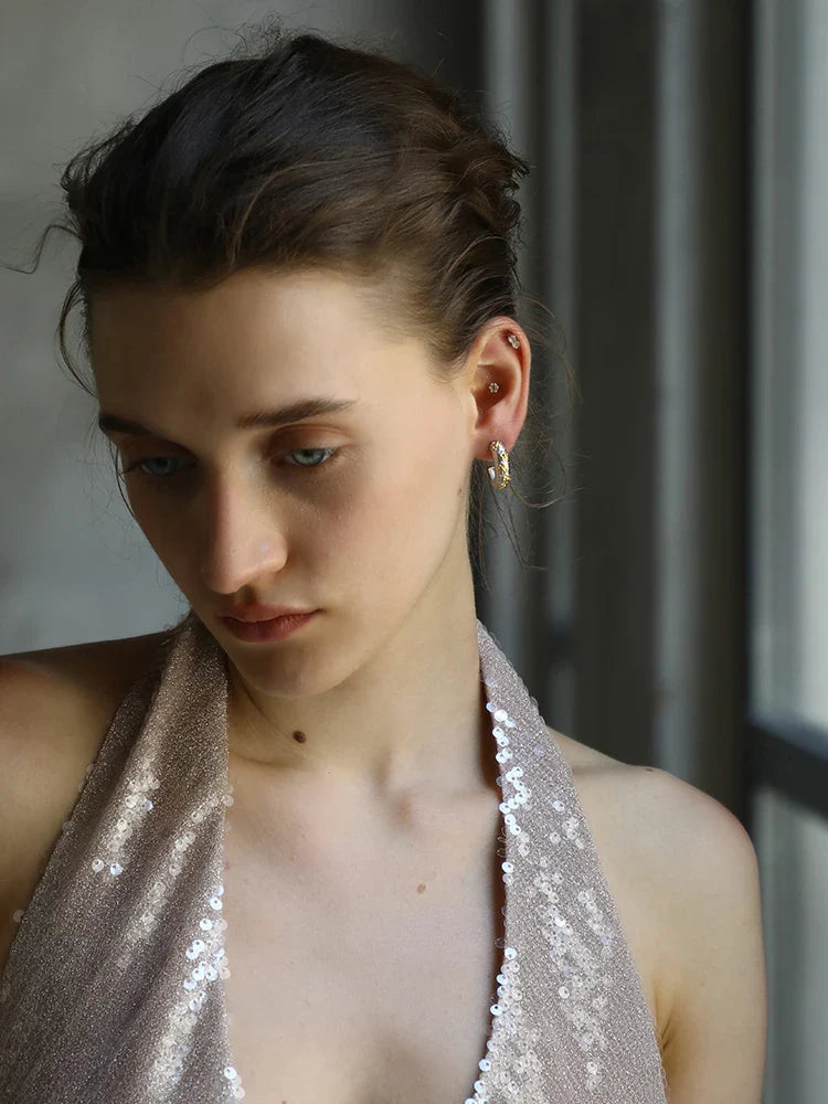 Brincos Mini Flor C Banho Ouro 18K Aço Inoxidável