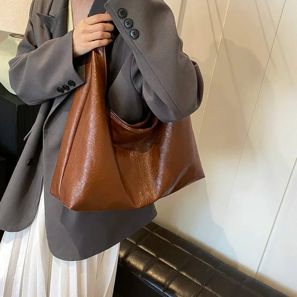 Bolsa Hobo de Couro Plutônio Elegante para Mulheres