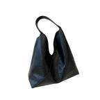 Bolsa Hobo de Couro Feminina Leftside - Elegância Atemporal