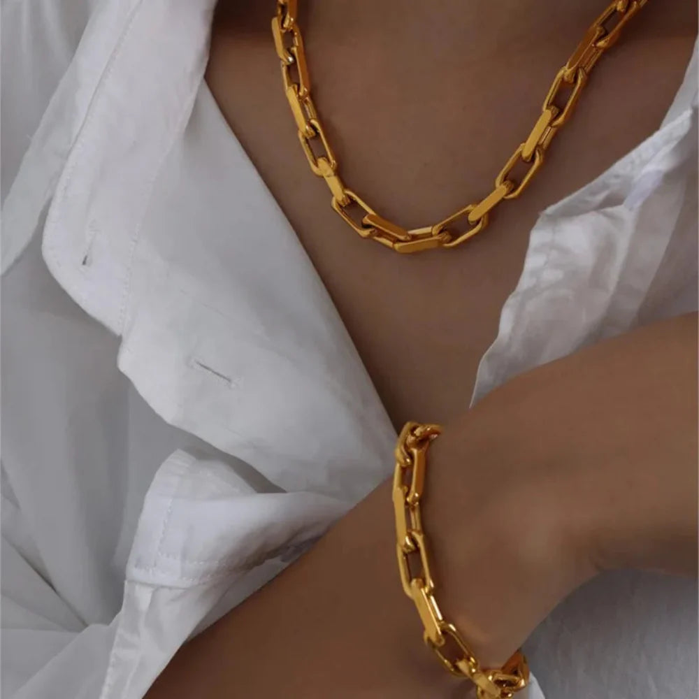 Conjunto de Joias em Aço Inoxidável Banhado a Ouro