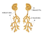 Brincos Elegância Oceânica: Concha e Coral Banhados a Ouro 18K