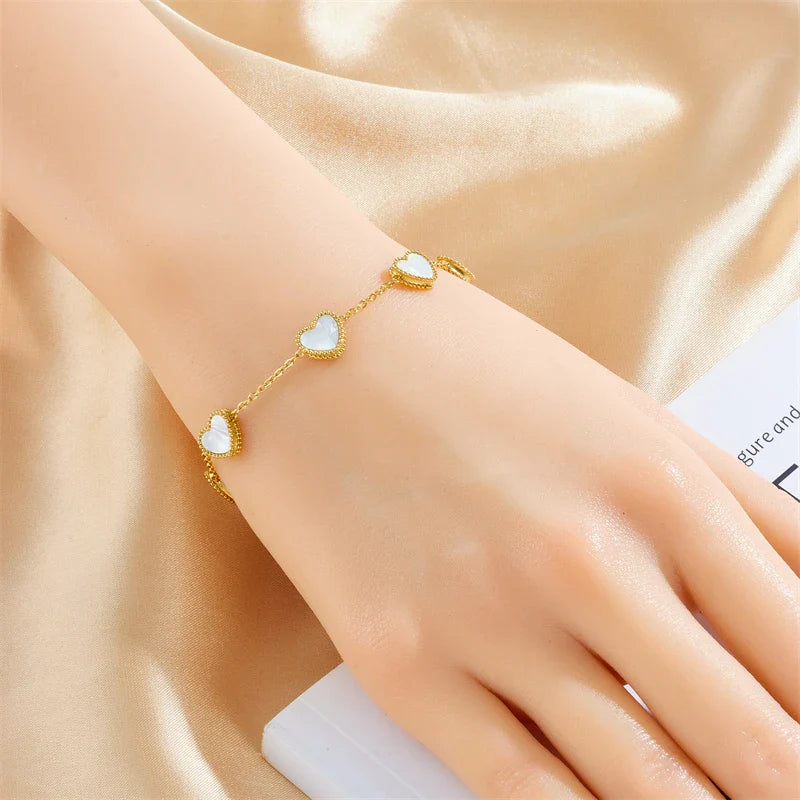 Conjunto Elegante de Joias em Aço Inoxidável com Coração Branco