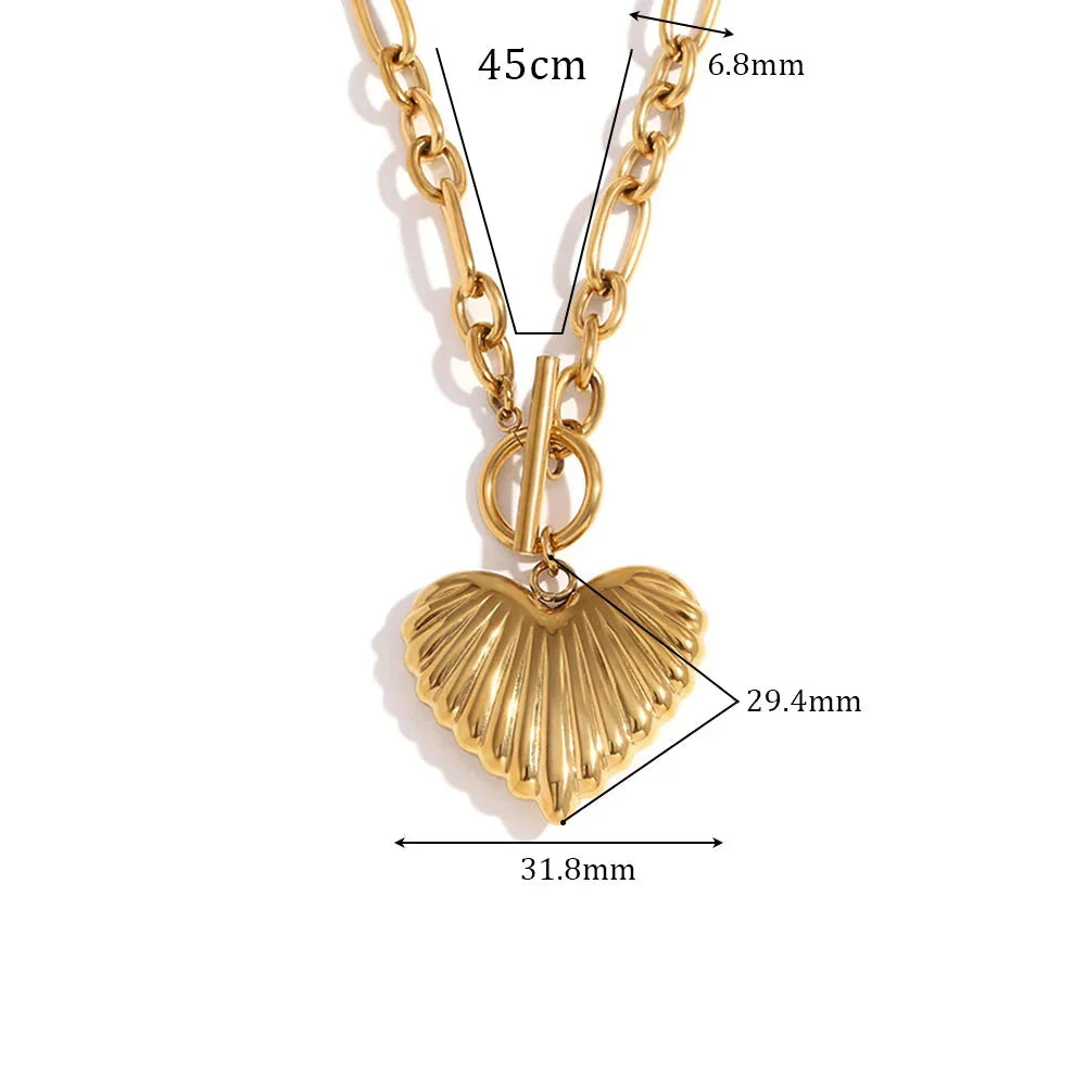 Colar em Aço Inoxidável com Pingente de Coração