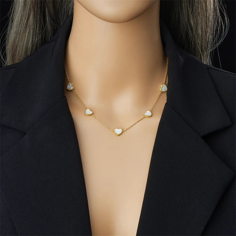 Conjunto Elegante de Joias em Aço Inoxidável com Coração Branco