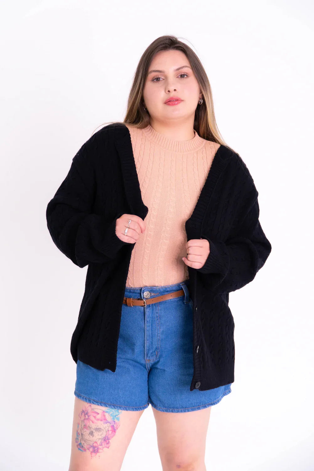 Casaco de Tricot Feminino com Botões Plus Size